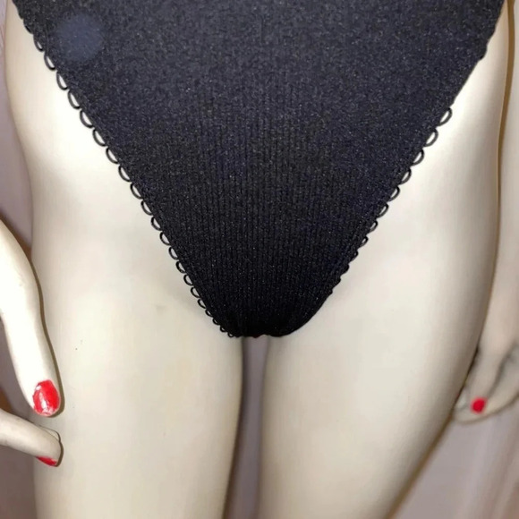 LACE TRIM BLACK CHEEKY ONE PIECE BATHING SUITE WITH OPEN BACK SIZE SMALL - Picture 7 of 14